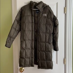 Women’s North Face Parka - Moss green, Size S